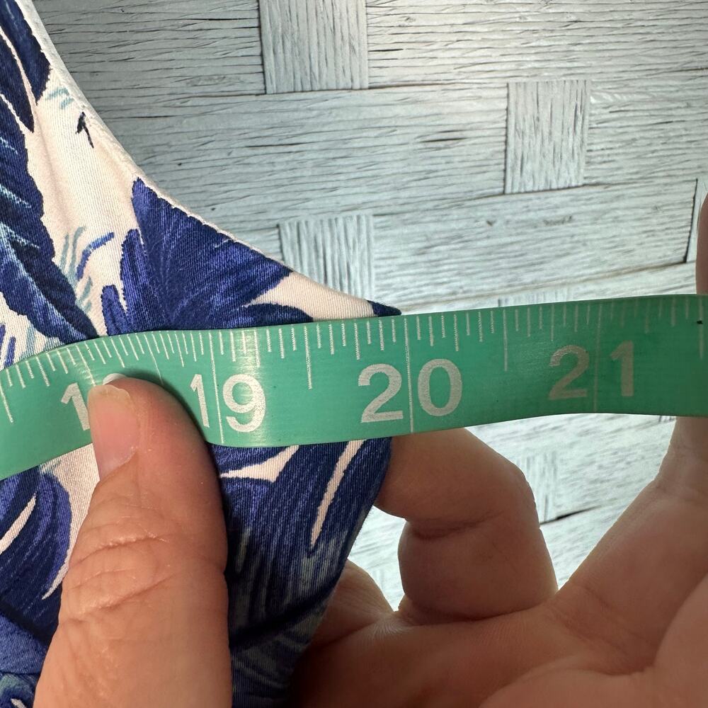 Talbots tropical sleeveless dress ruffle hem blue & white body Khan travel ￼ - Picture 9 of 14